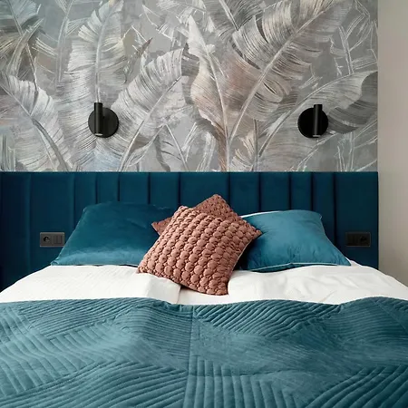 Stylish In With Air Conditioning, Close To The Market Square By Renters Prestige Wrocław