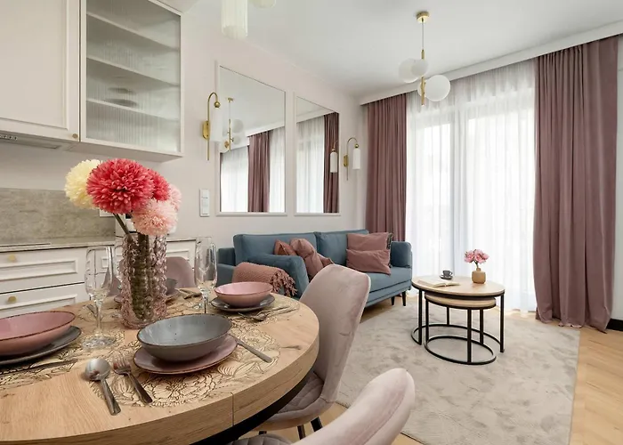 Apartment Stylish In With Air Conditioning, Close To The Market Square By Renters Prestige Breslau