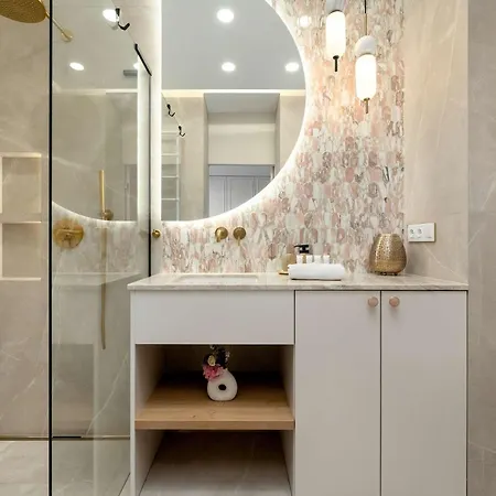 Lägenhet Stylish In With Air Conditioning, Close To The Market Square By Renters Prestige *