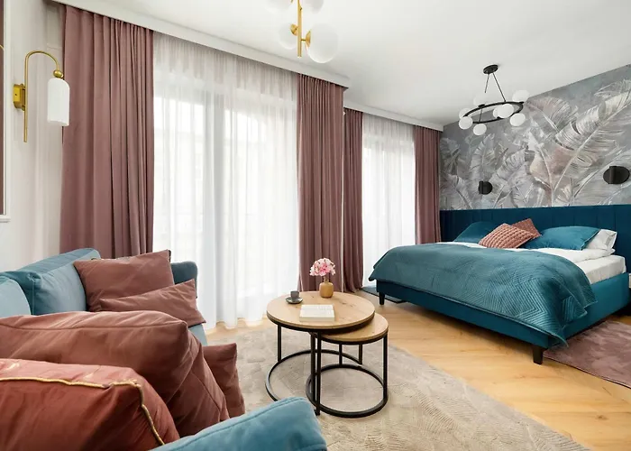 Stylish In With Air Conditioning, Close To The Market Square By Renters Prestige * Wrocław